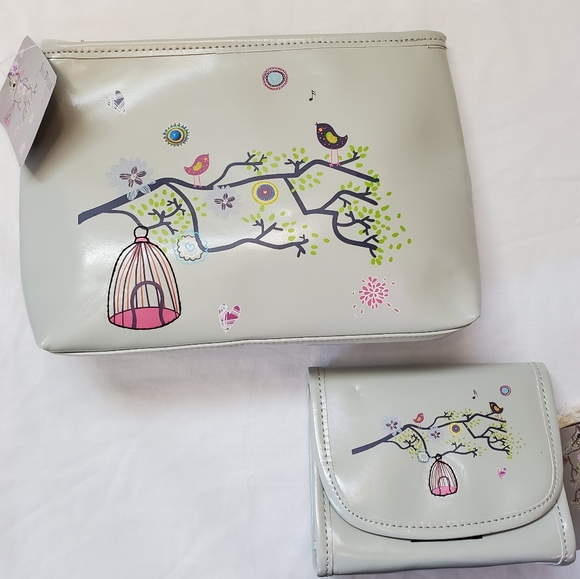 Shagwear Handbags - NWT 2 Shagwear Cosmetic Make Up Bags -Matching Set